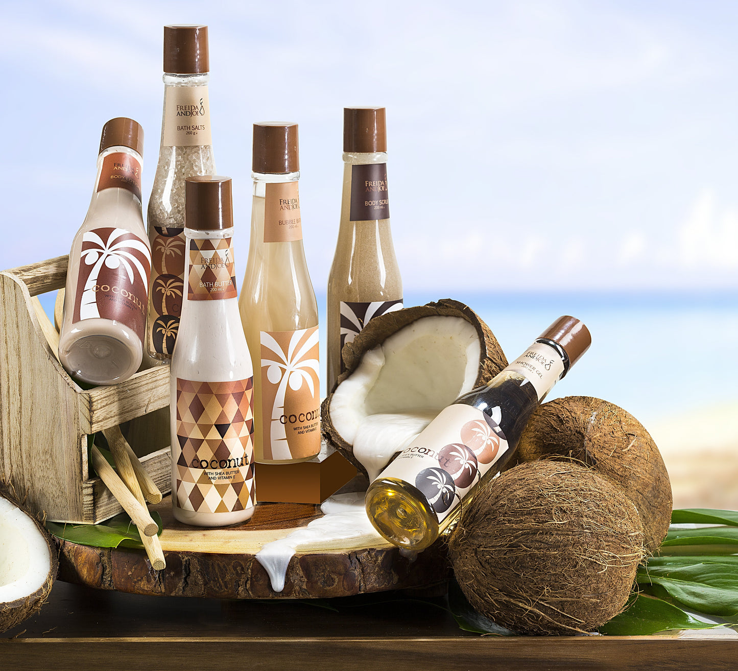 Tropical Coconut Bath & Body Gift Set in a Wooden Caddie